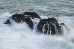 2015-03-Life-of-Pix-free-stock-photos-sea-water-Rocks-Jonathan-Bean